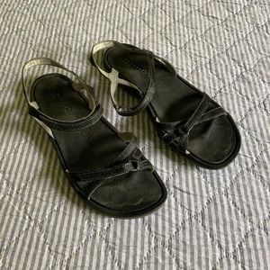 Merrell Wet Grip Sandals